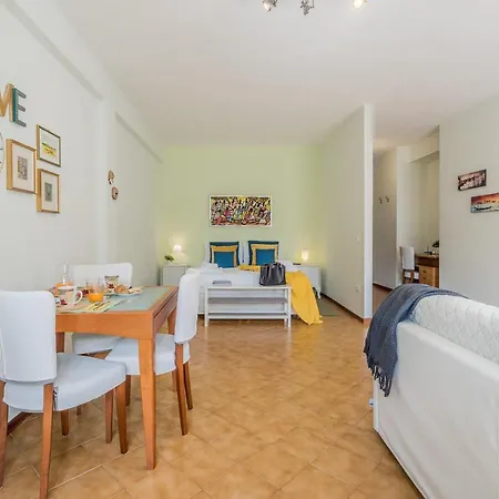 Arca Conte Rosso * Μέστρε