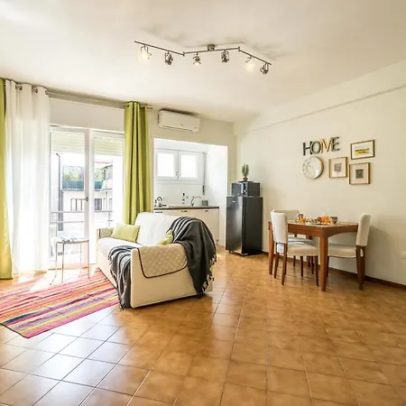 Arca Conte Rosso Apartamento